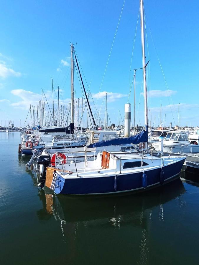 Le Kenav - Studio A 300 M Du Port Locmiquélic 外观 照片